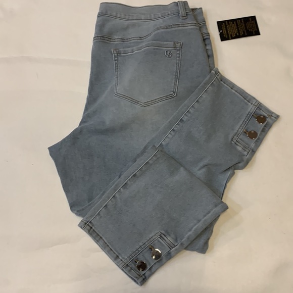 DG2 by Diane Gilman Virtual Stretch Button-Hem Skinny Jean - Basic - Siz… - Picture 12 of 16